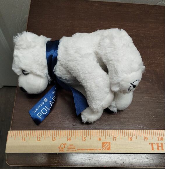 United Airlines POLARIS First to Fly Ursa White Polar Bear Blue Ribbon Plushie - Picture 7 of 7